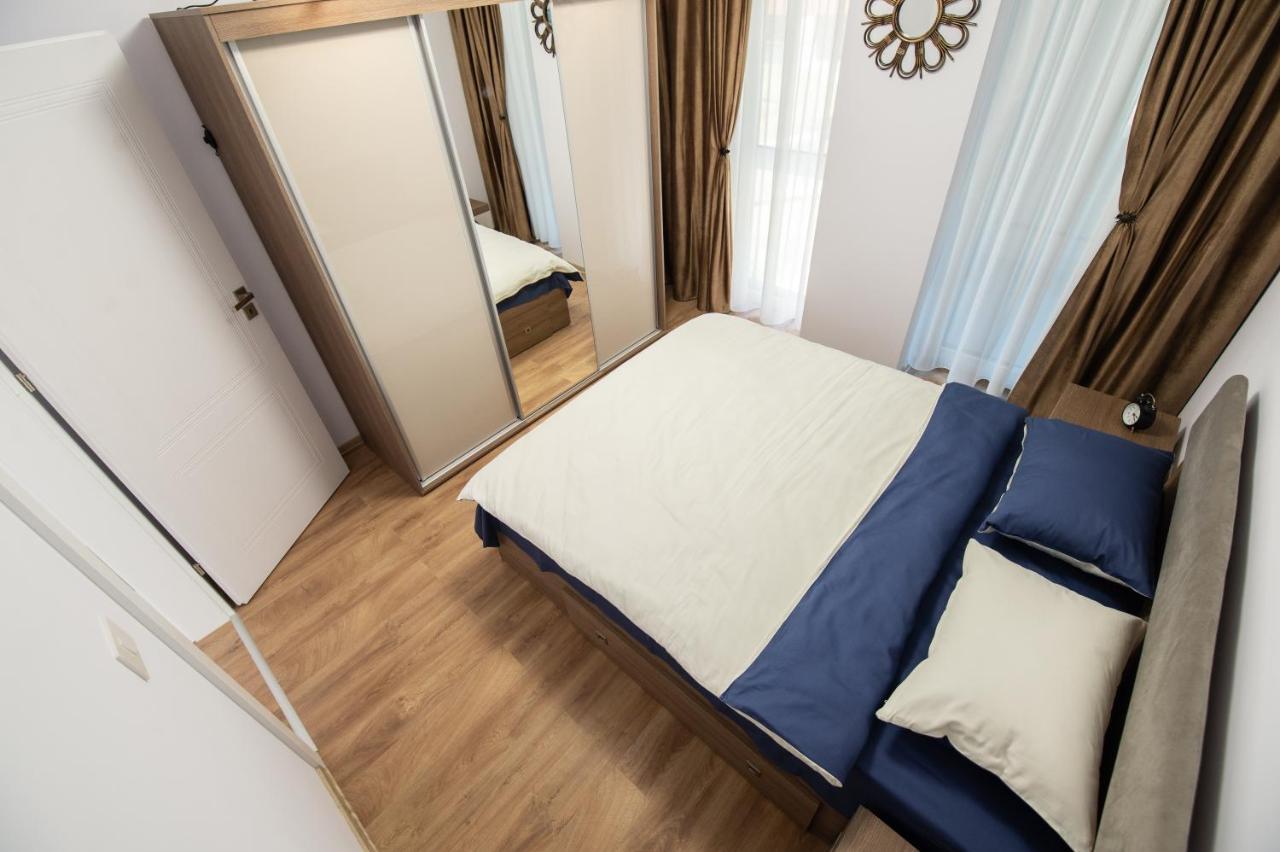 Claseb Apartment Timisoara Ngoại thất bức ảnh